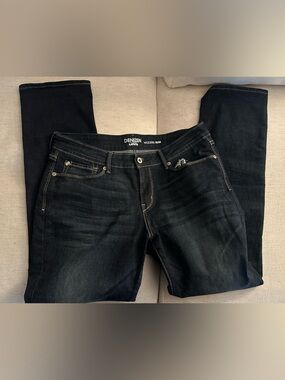Women's Skinny Jeans